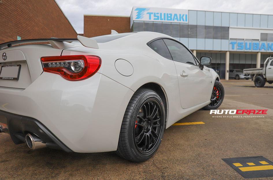 TOYOTA 86 SF02 GLOSS BLACK